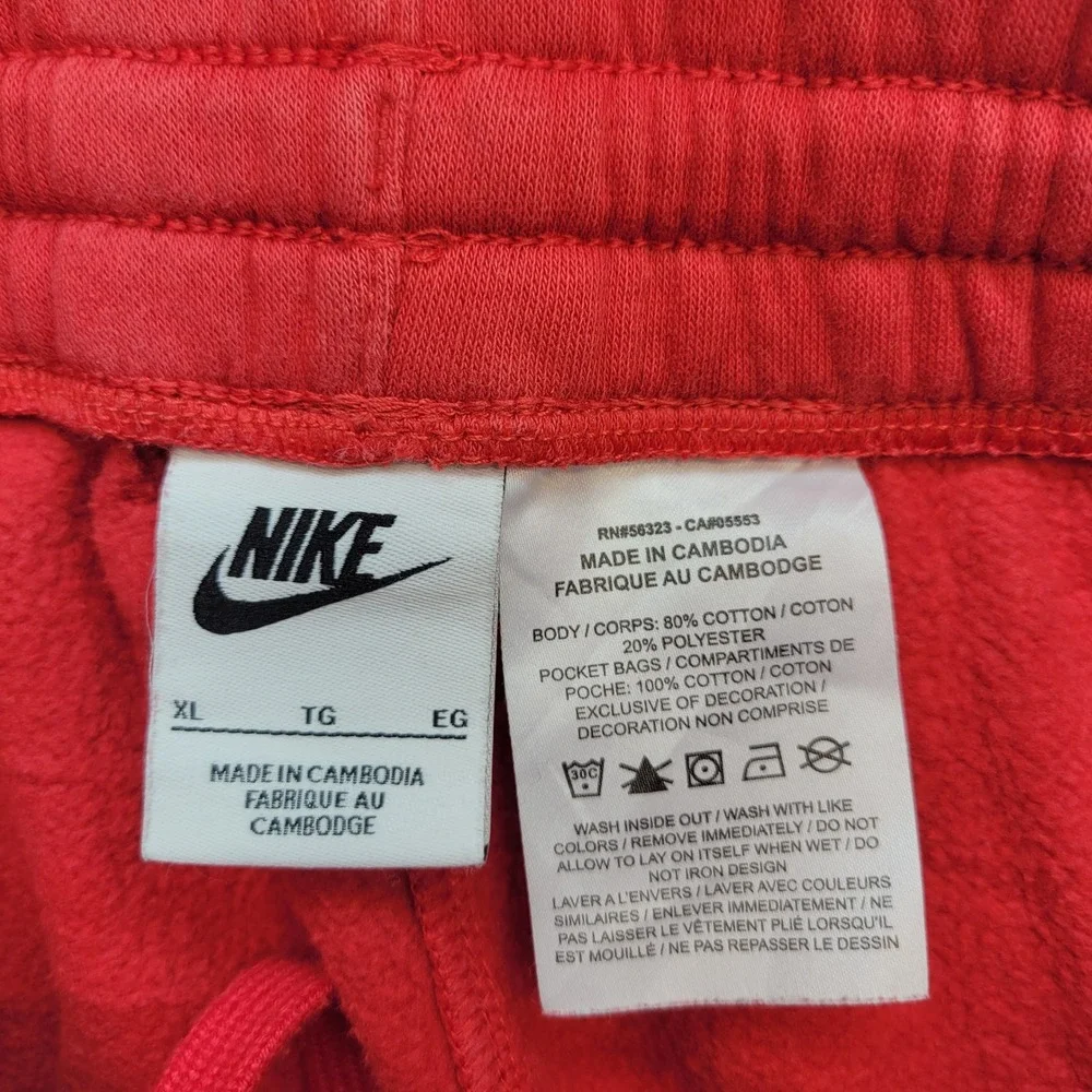 Nike Jogger Pants Kids XL Red Sportswear Club Fleece Graphic FD2995-657